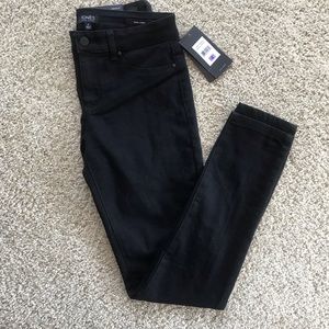 Black skinny jeans